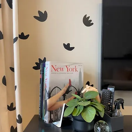 Apartment Sweet By Zoom *